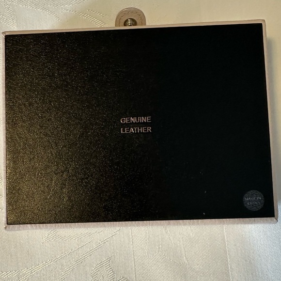 Pandora Cream Jewelry Box - Picture 5 of 5